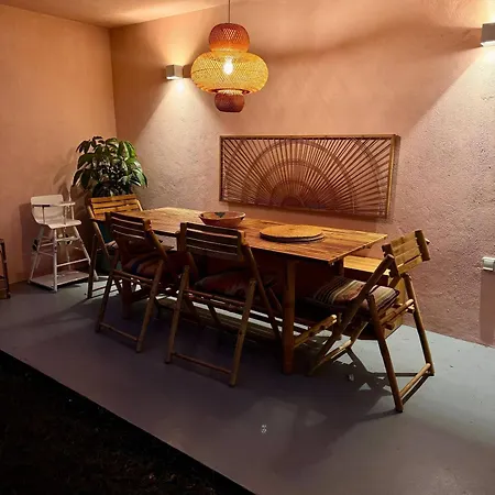 Дом отдыха Luxury In The Heart Of Historic - Close To Train And Оэйраш