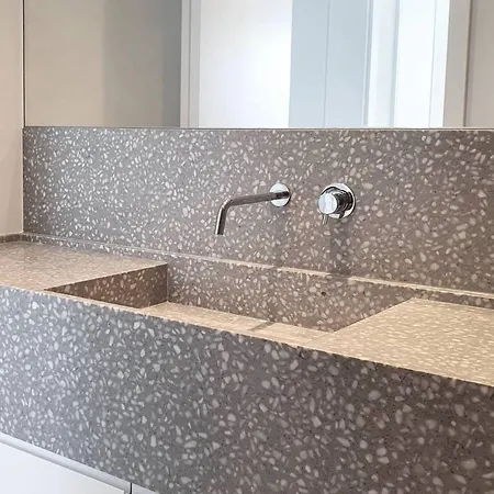 בית נופש Luxury In The Heart Of Historic - Close To Train And