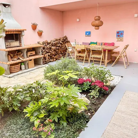 בית נופש Luxury In The Heart Of Historic - Close To Train And