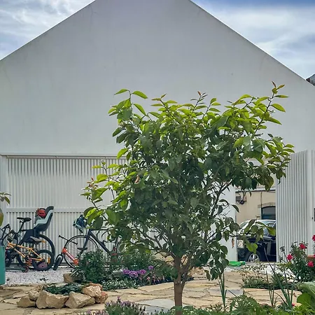 Luxury In The Heart Of Historic - Close To Train And * אוייראס